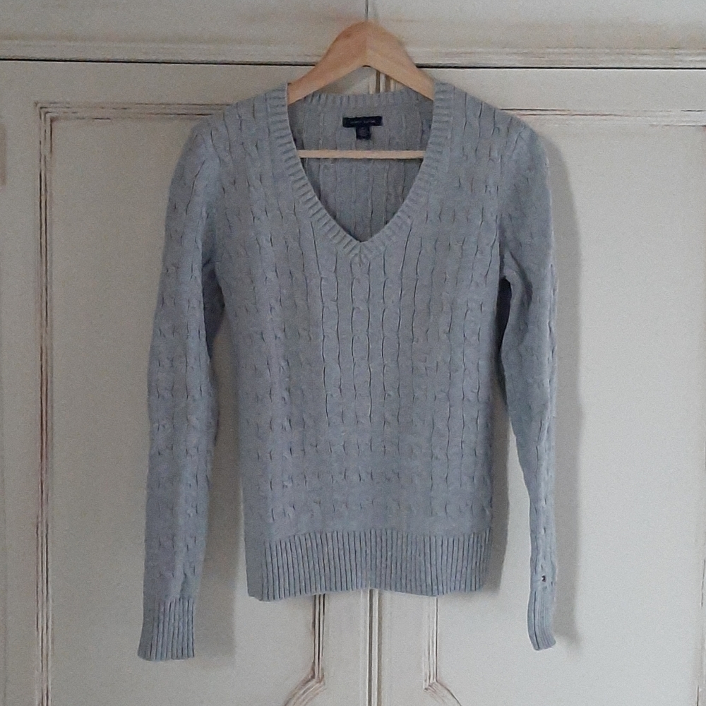 Tommy Hilfiger cable knit sweater